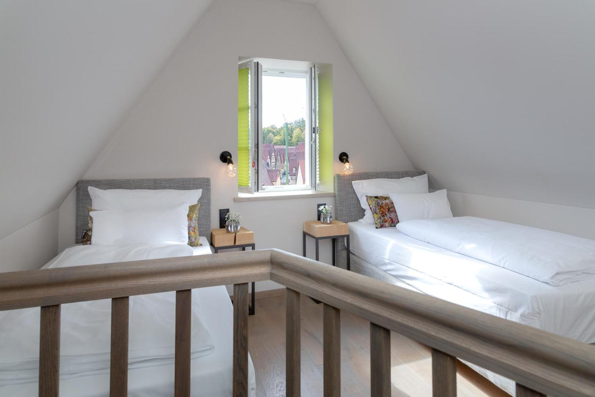 Hotel Luise-Luisenhof Dinkelsbühl Buitenkant foto